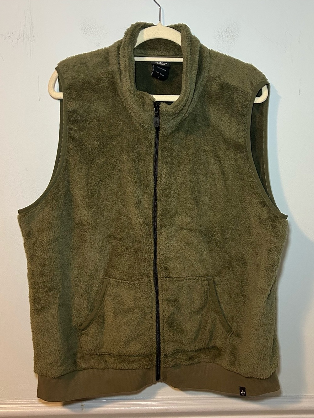 Torrid Happy Camper Olive Green Faux Fur Full Zip Active Vest Size 2X